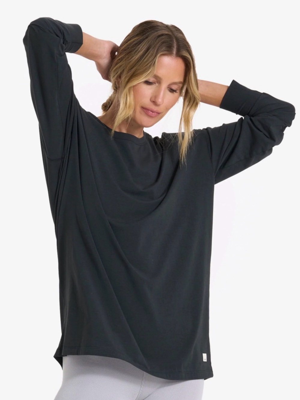 Vuori Long Sleeve Feather Tee Black Small Organic Cotton Oversized T-Shirt Top